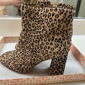 Gianni Bini Booties